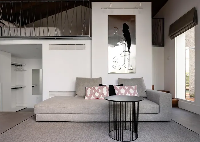 The Park Suites By Ires Lar